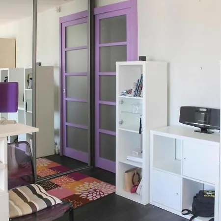 Charonne Apartment